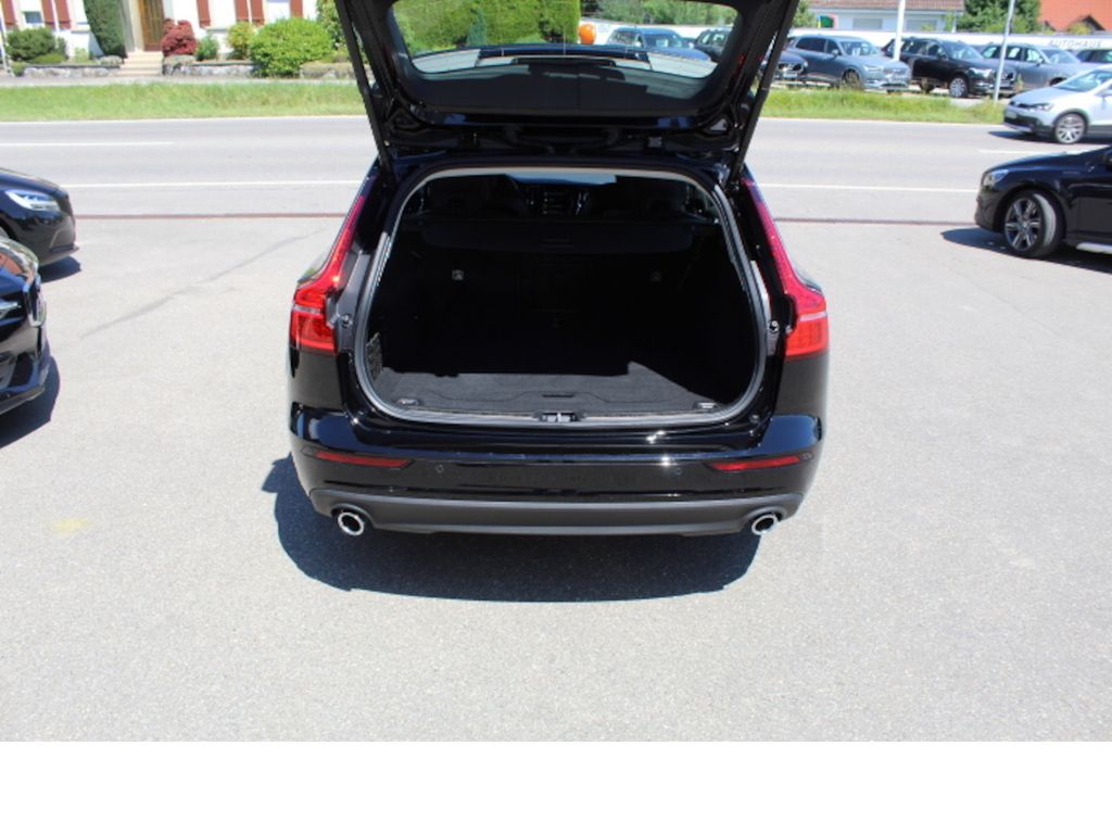 Volvo V60 2022