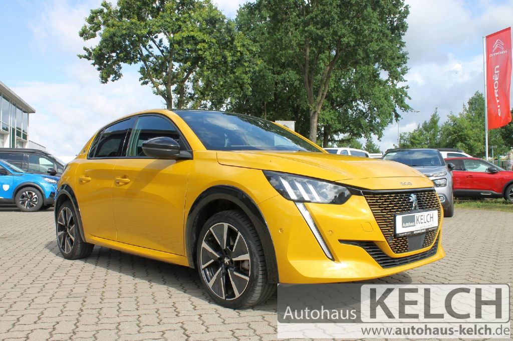 Peugeot 208 2021