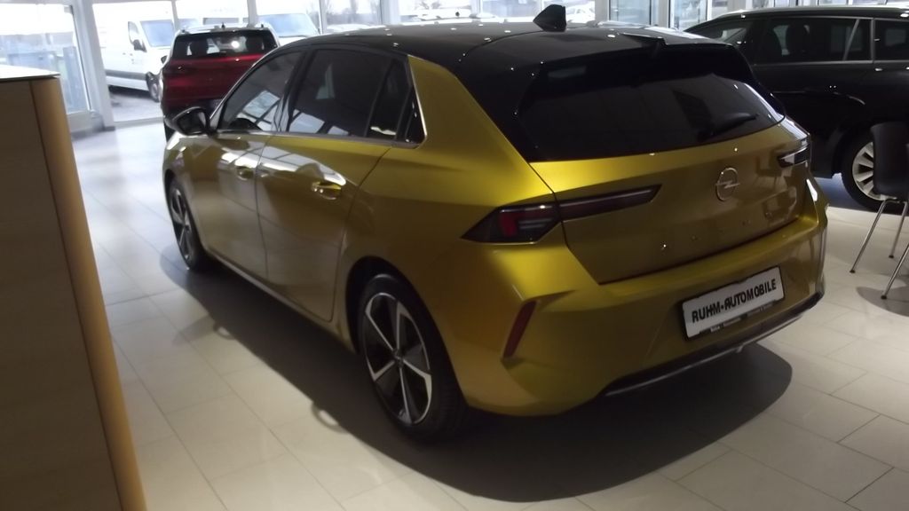 Opel Astra 2023