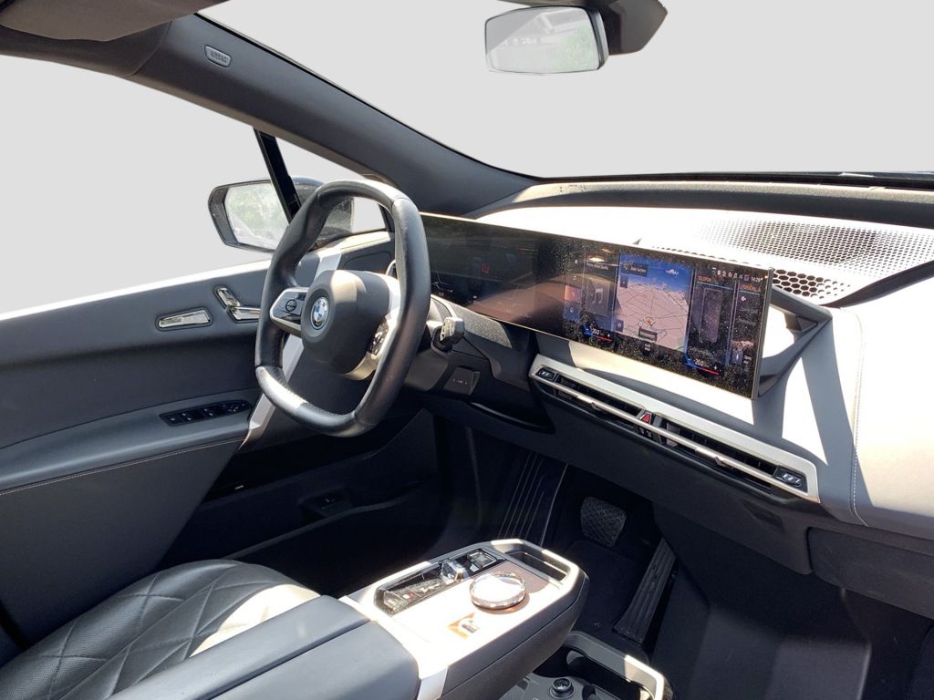 BMW iX 2022