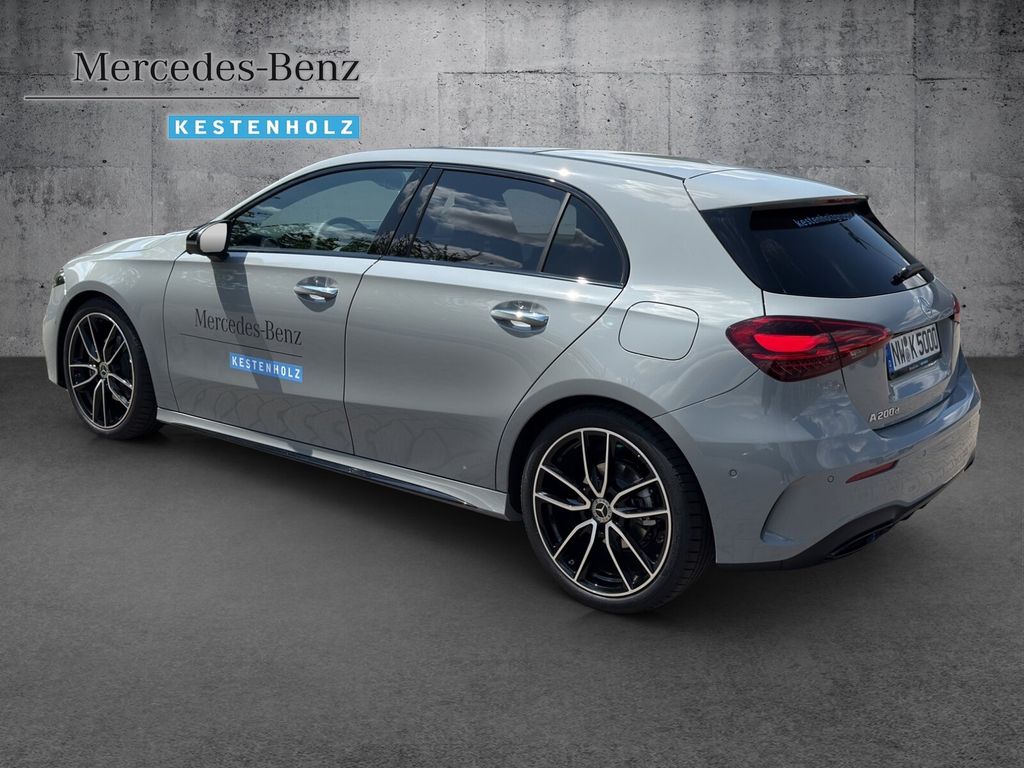Mercedes-Benz A 200 2025