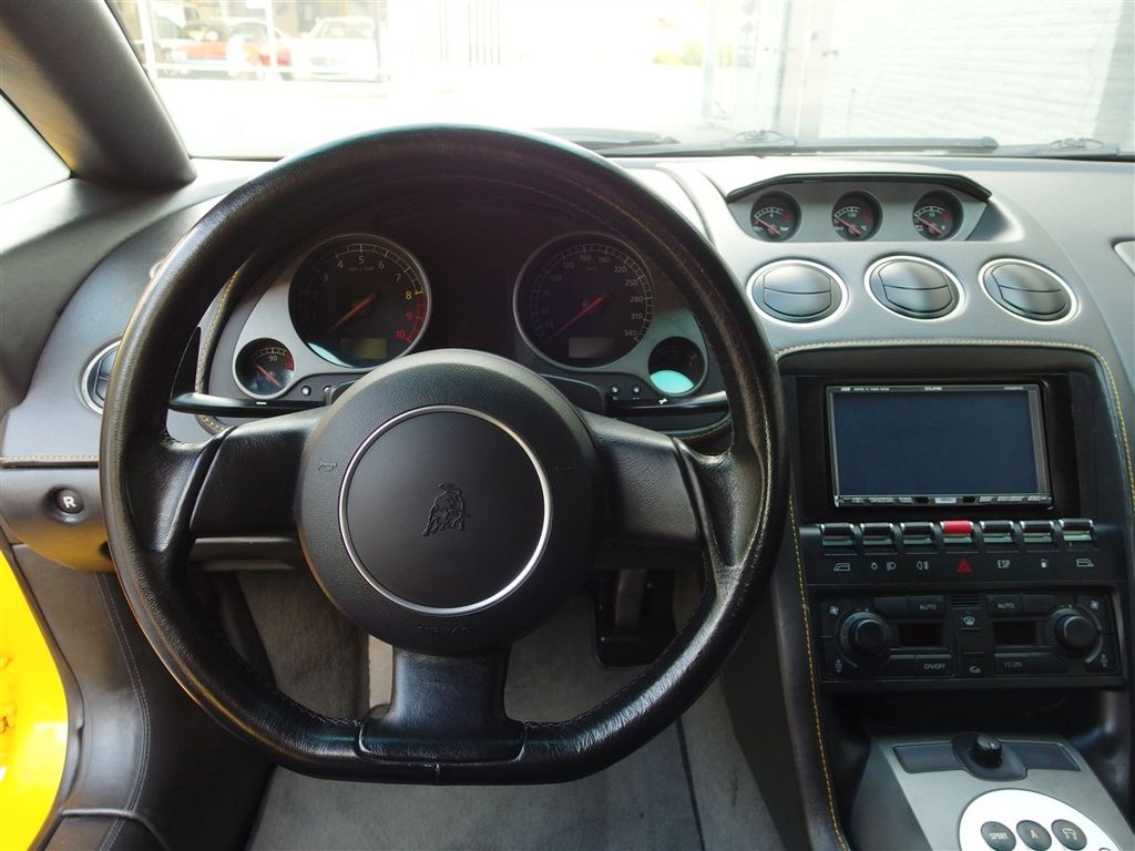 Lamborghini Gallardo 2003