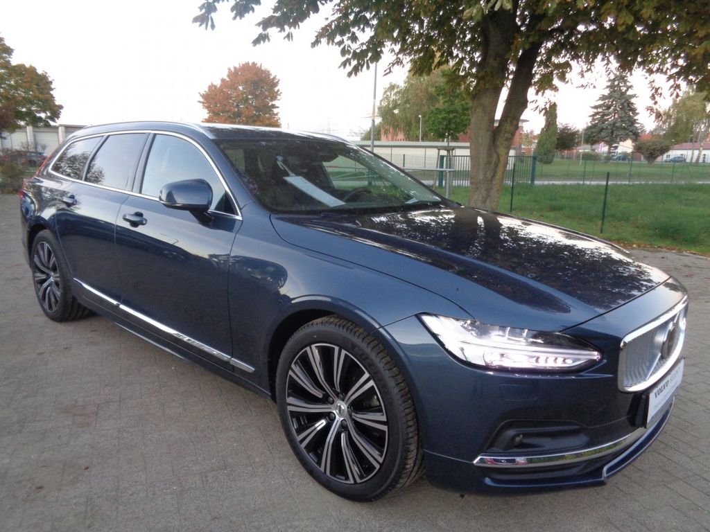 Volvo V90 2023