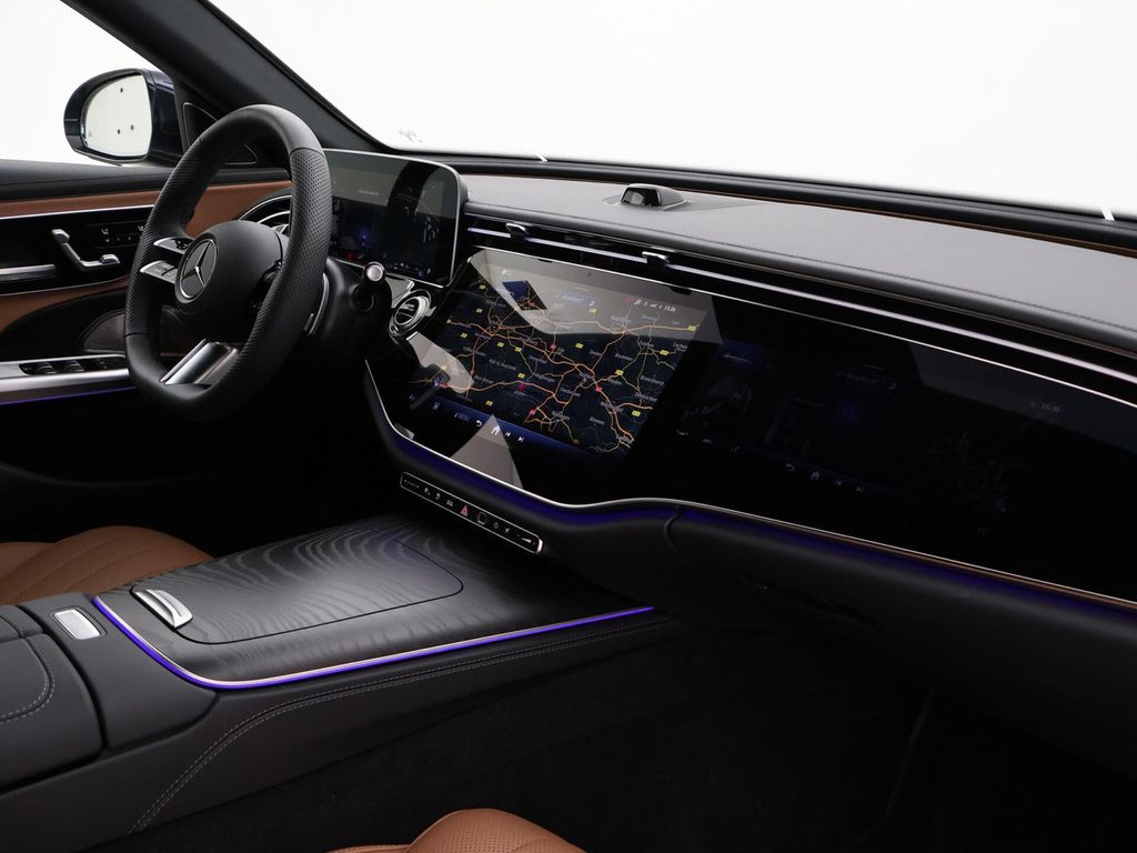 Mercedes-Benz E 300 2025