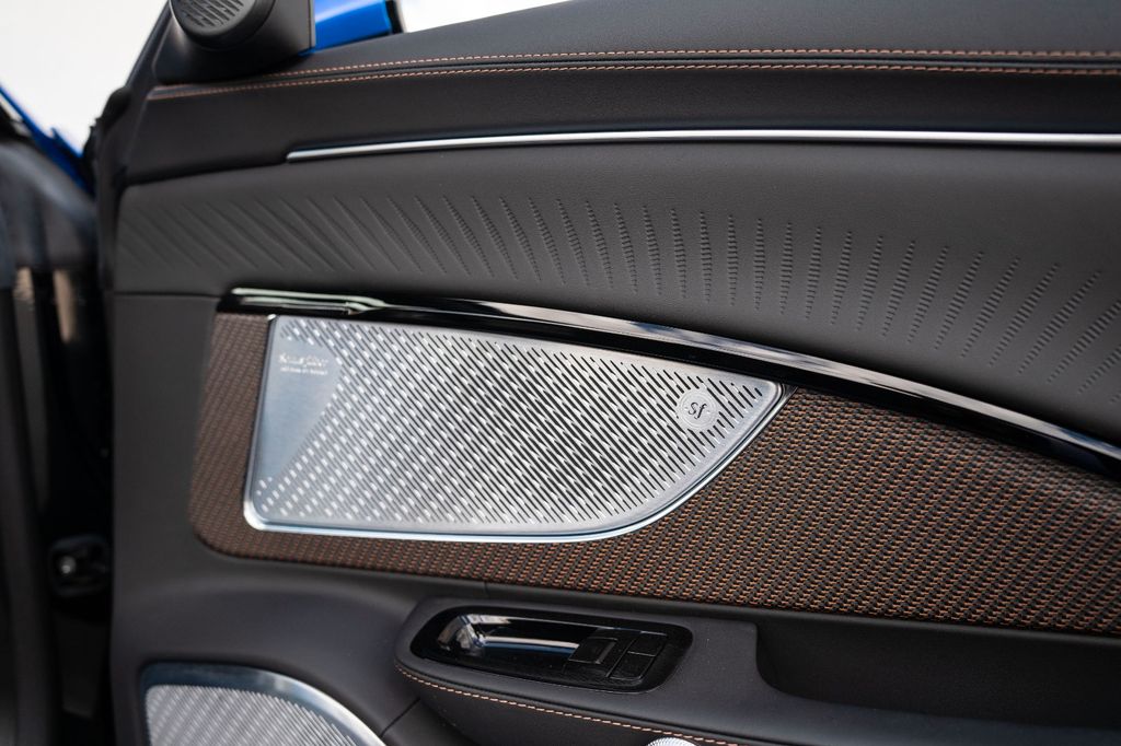 Maserati GranCabrio 2024