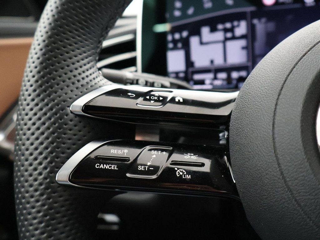 Mercedes-Benz E 300 2025