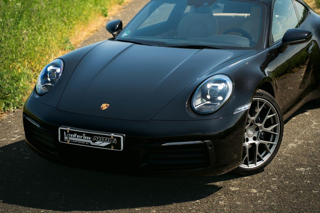 Porsche 992 2023