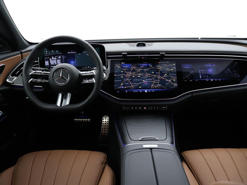 Mercedes-Benz E 300 2025