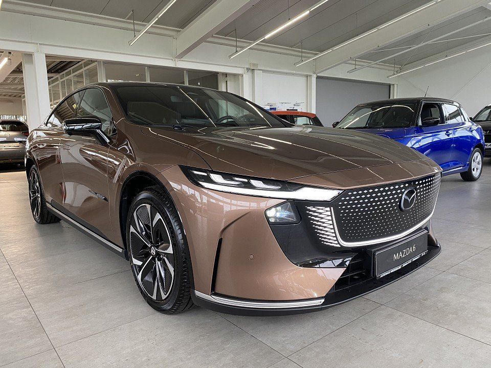 Mazda 6e