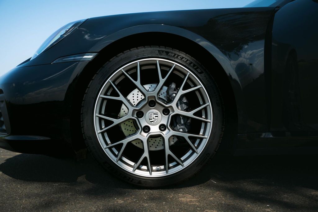 Porsche 992 2023