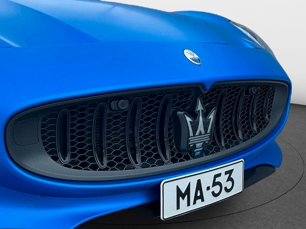 Maserati GranCabrio 2024