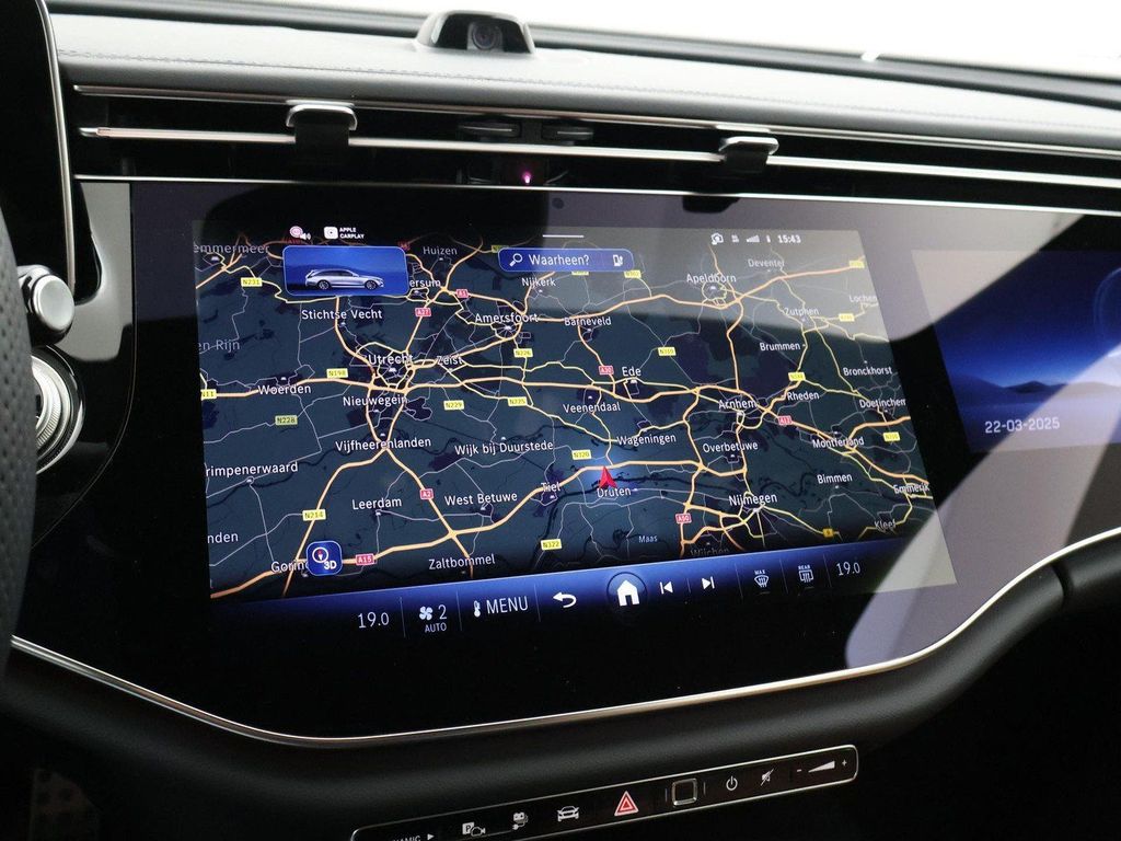 Mercedes-Benz E 300 2025