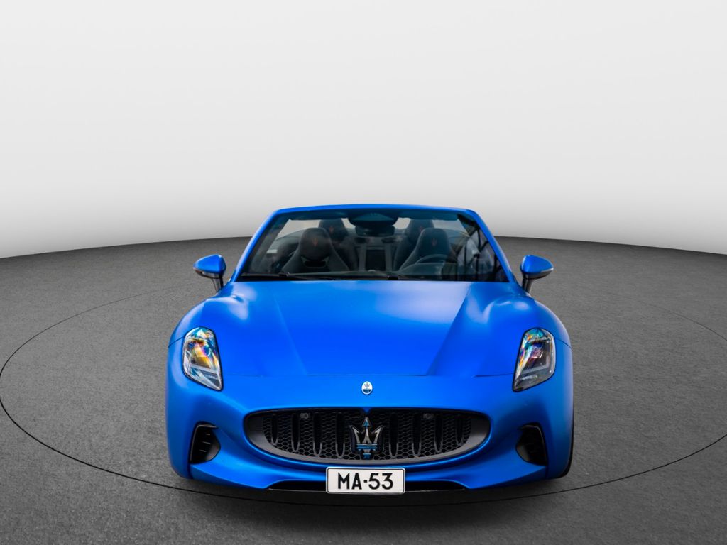 Maserati GranCabrio 2024