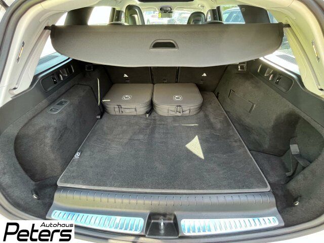 Mercedes-Benz C 300 2024