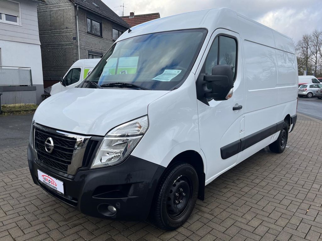Nissan NV400 2021