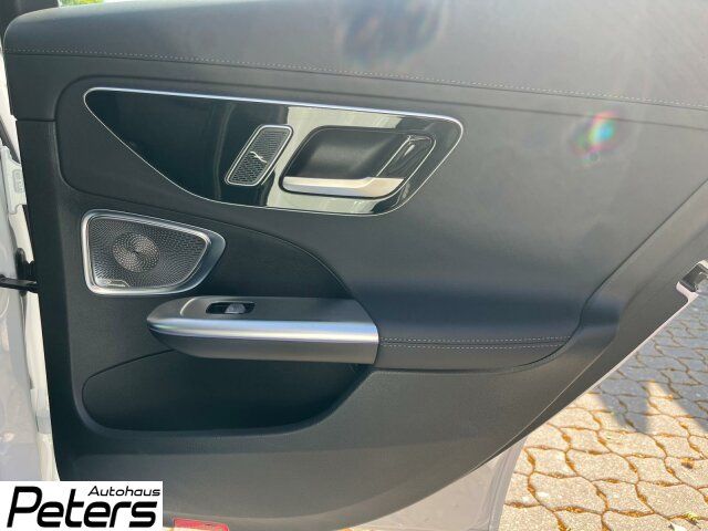 Mercedes-Benz C 300 2024