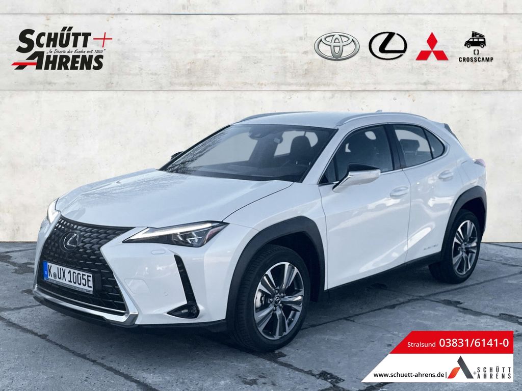 Lexus UX 2021