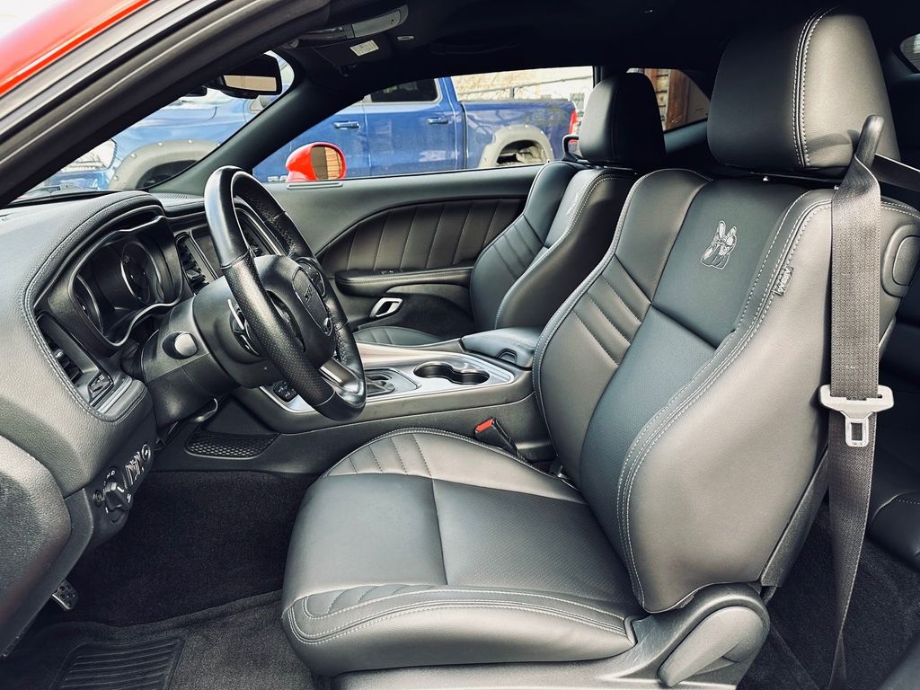 Dodge Challenger 2019