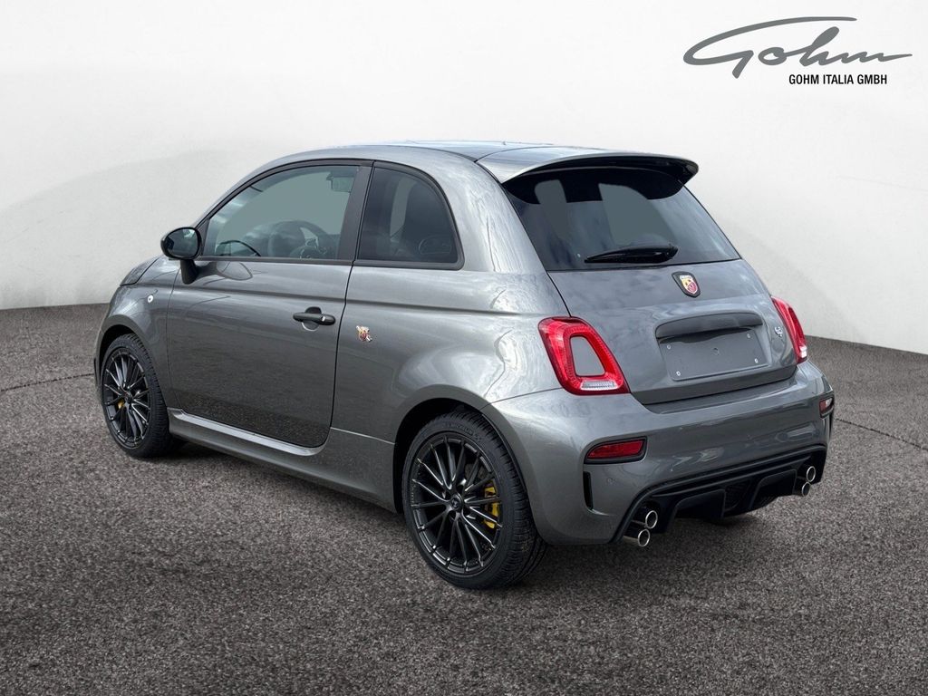 Abarth 695 2024