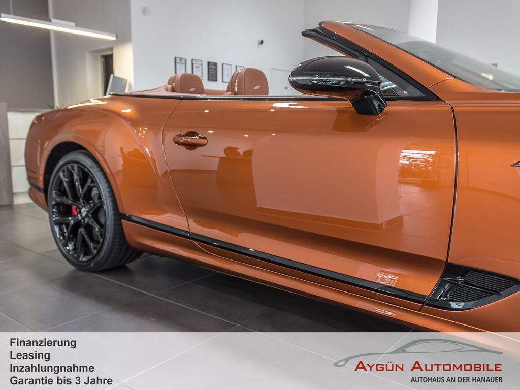 Bentley Continental GTC 2024