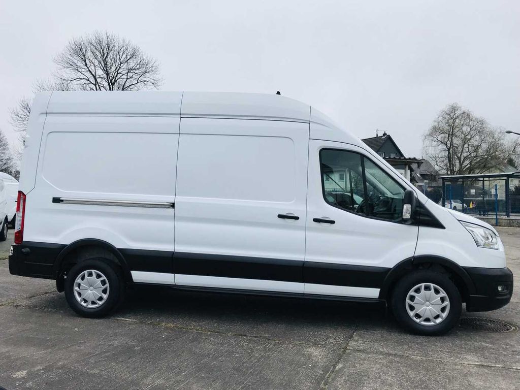 Ford Transit 2021