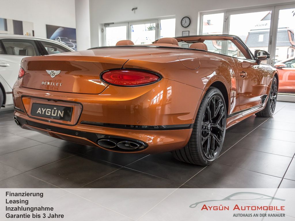 Bentley Continental GTC 2024