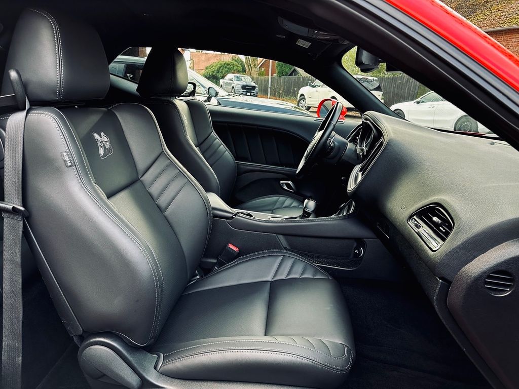 Dodge Challenger 2019