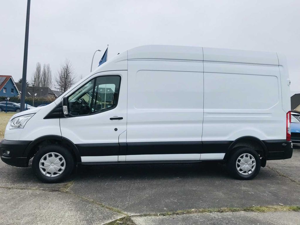 Ford Transit 2021