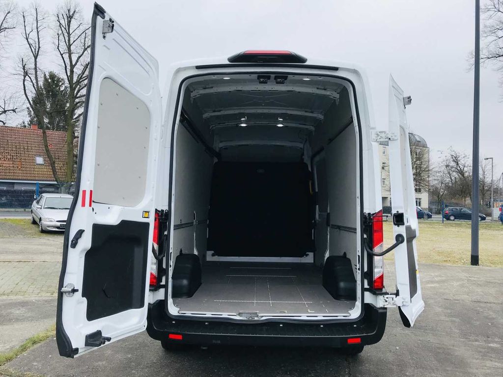Ford Transit 2021
