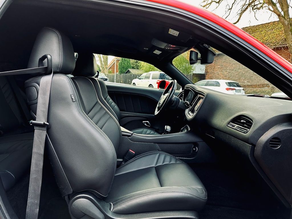 Dodge Challenger 2019