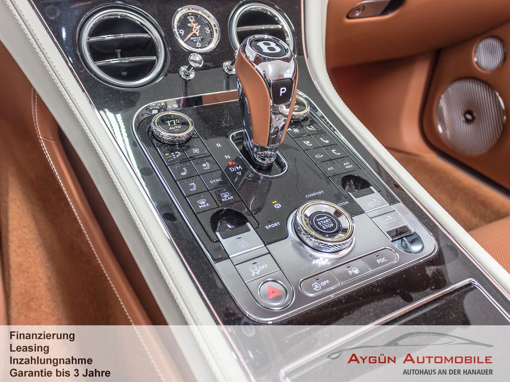 Bentley Continental GTC 2024