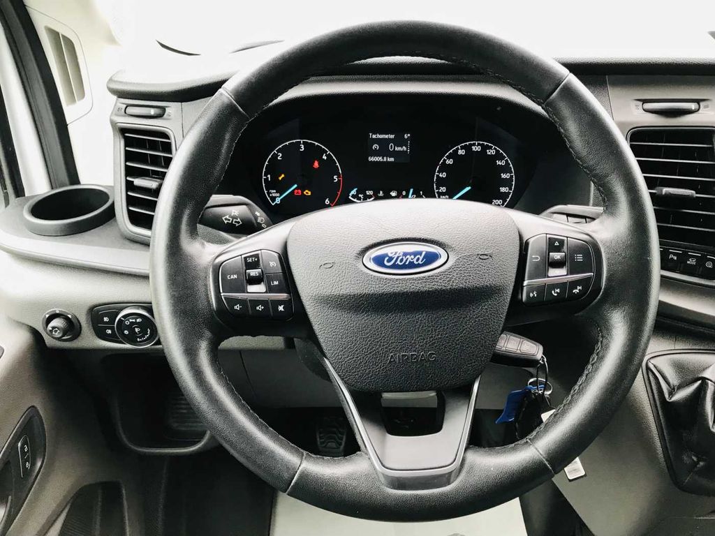Ford Transit 2021