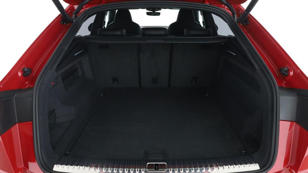 Audi RSQ8 2025