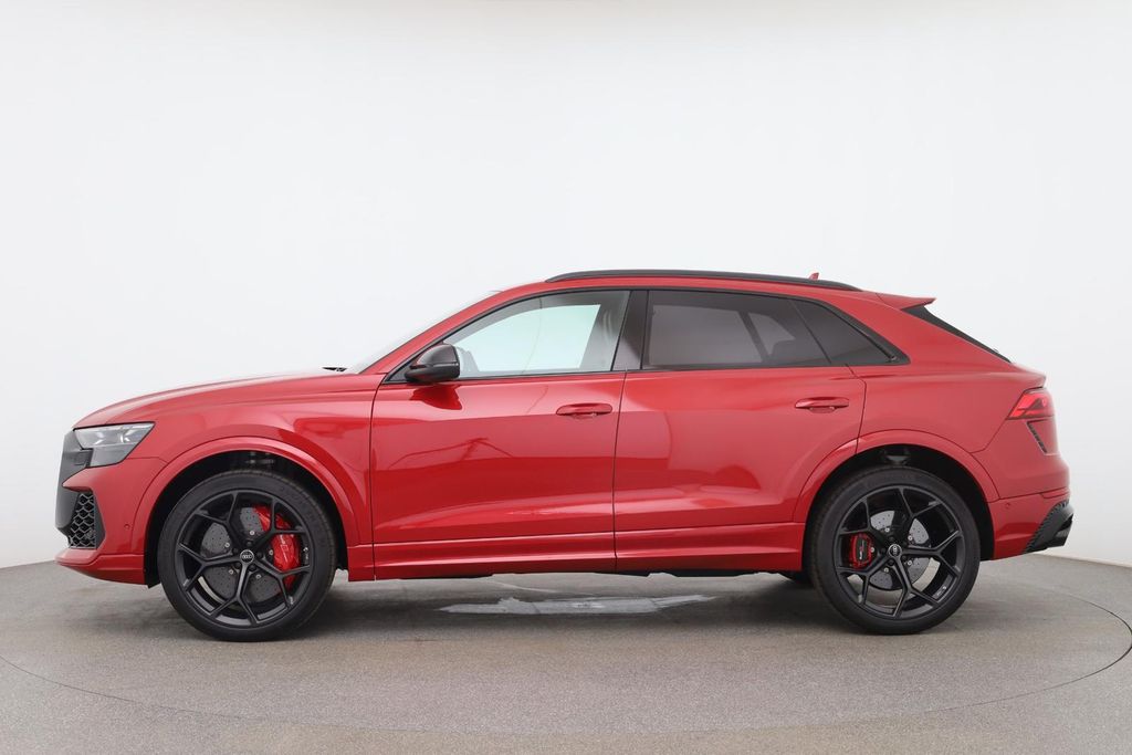 Audi RSQ8 2025