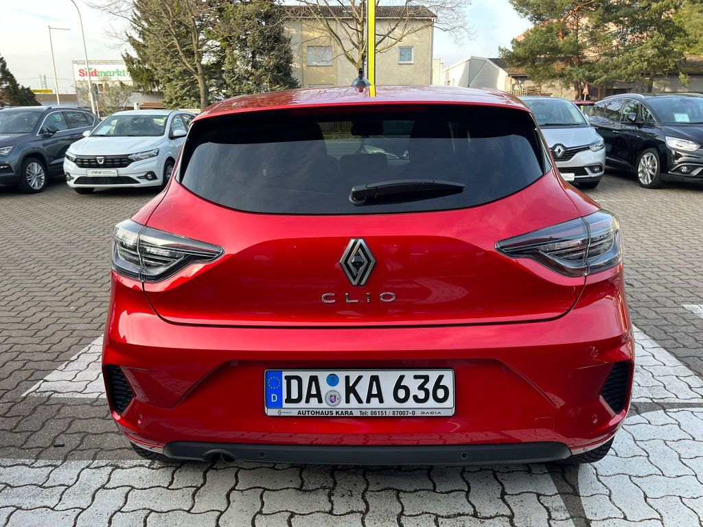 Renault Clio 2023