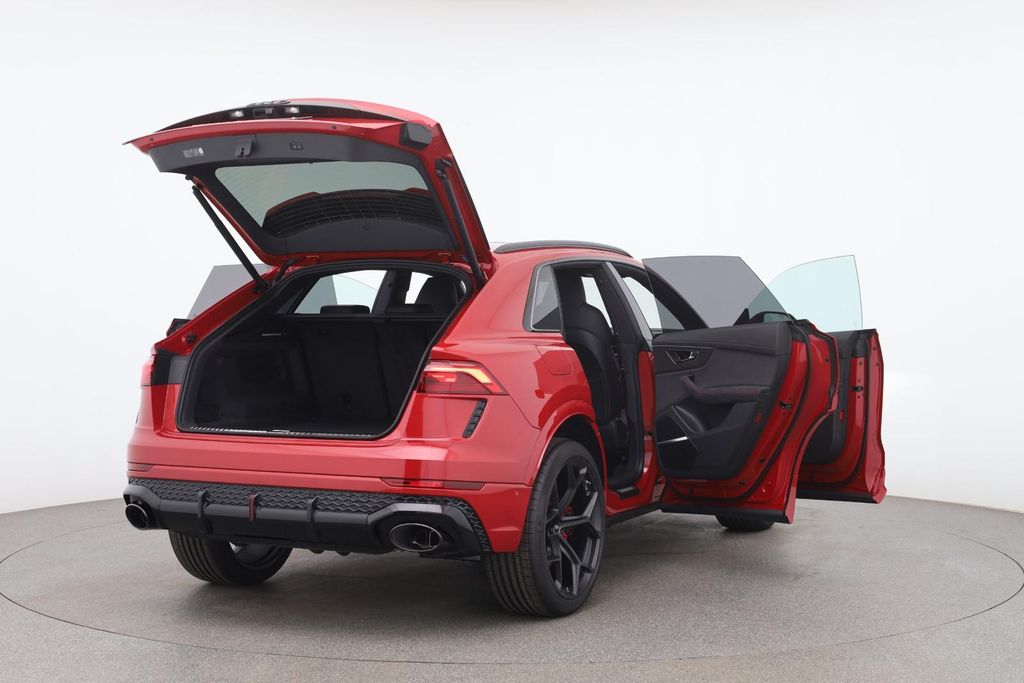 Audi RSQ8 2025