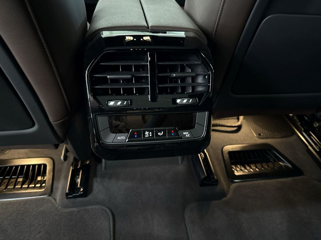 BMW iX 2024