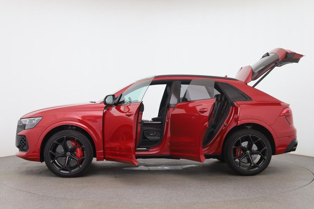 Audi RSQ8 2025