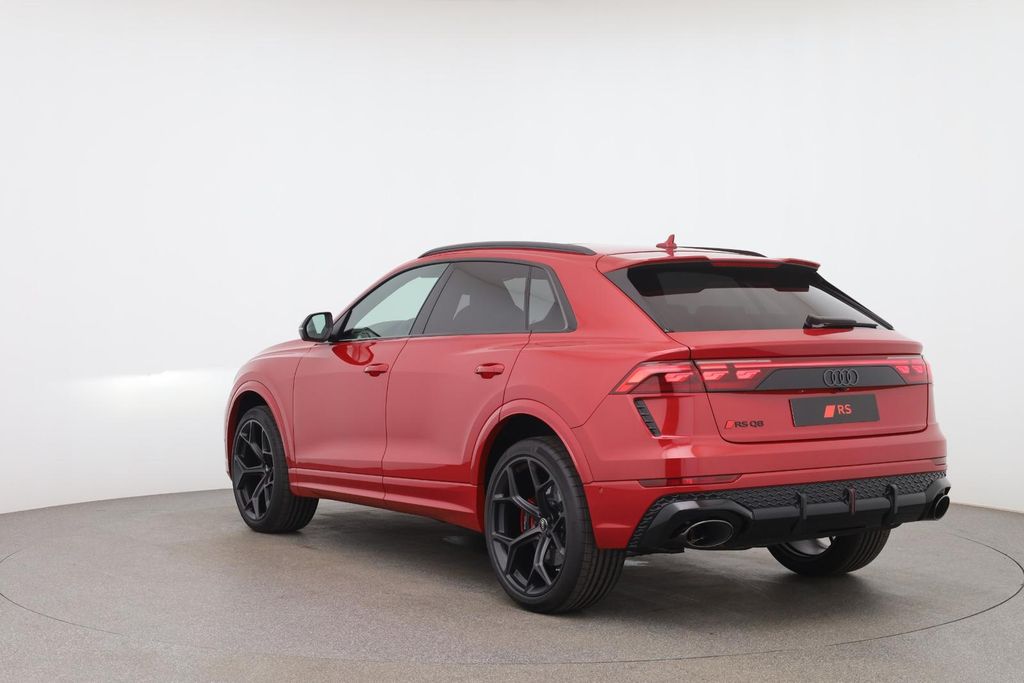 Audi RSQ8 2025