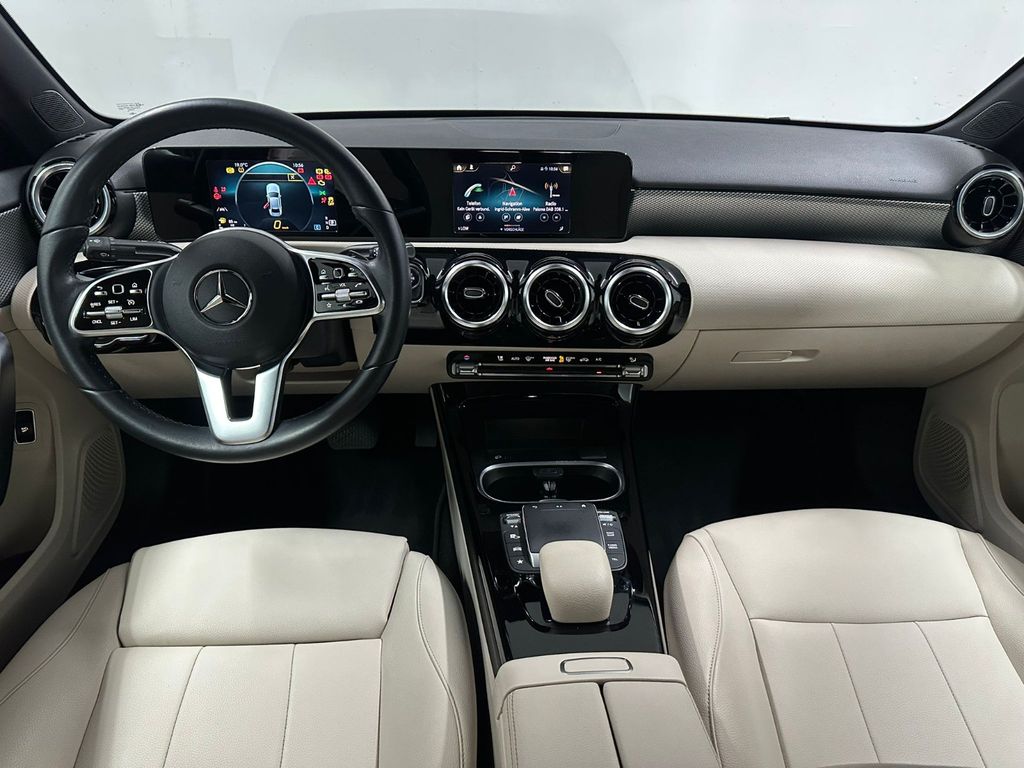Mercedes-Benz A 180 2022