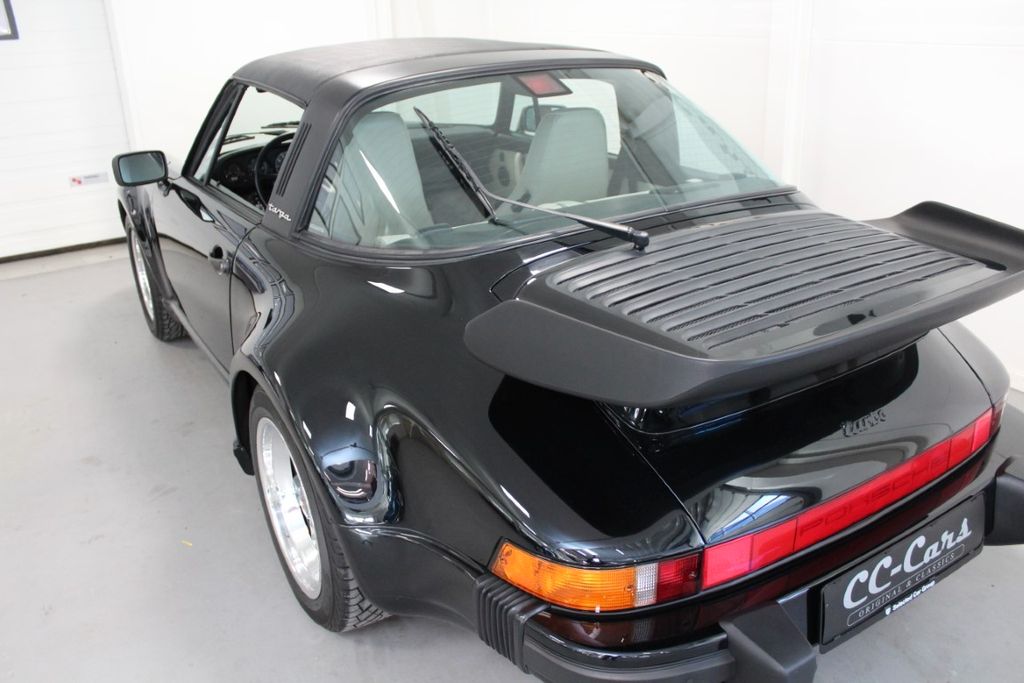 Porsche 930 1988