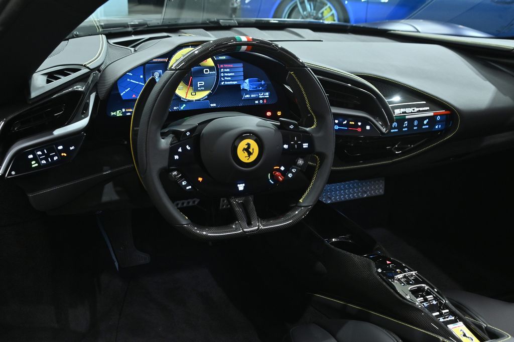 Ferrari SF90 2024
