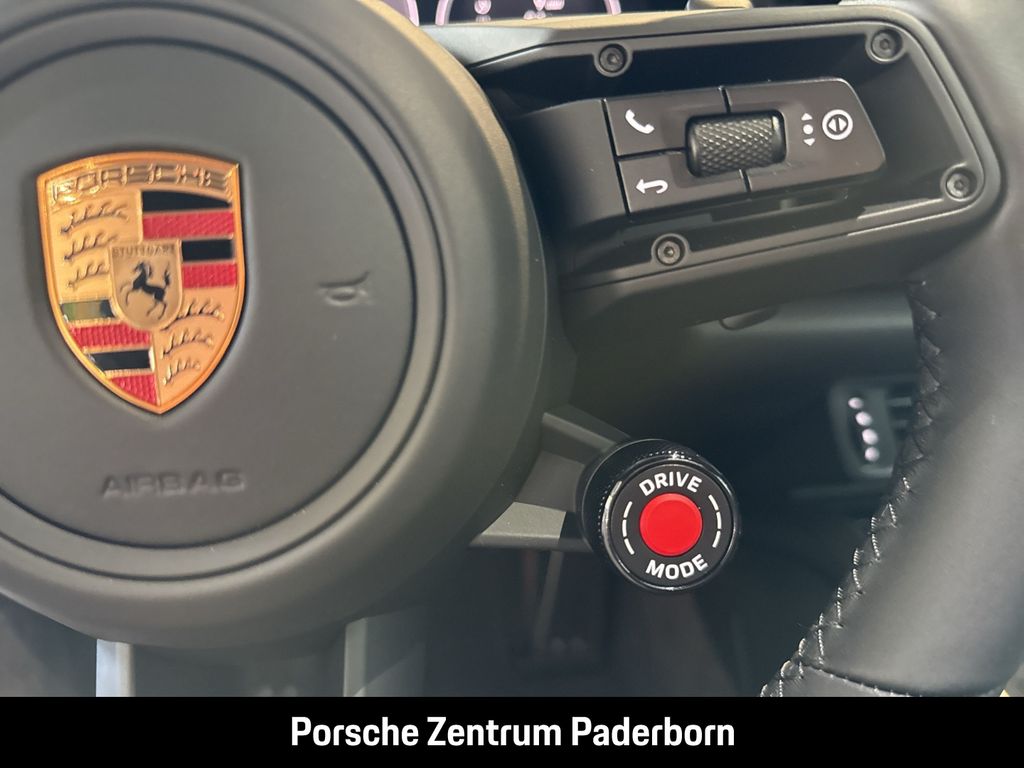 Porsche 992 2025
