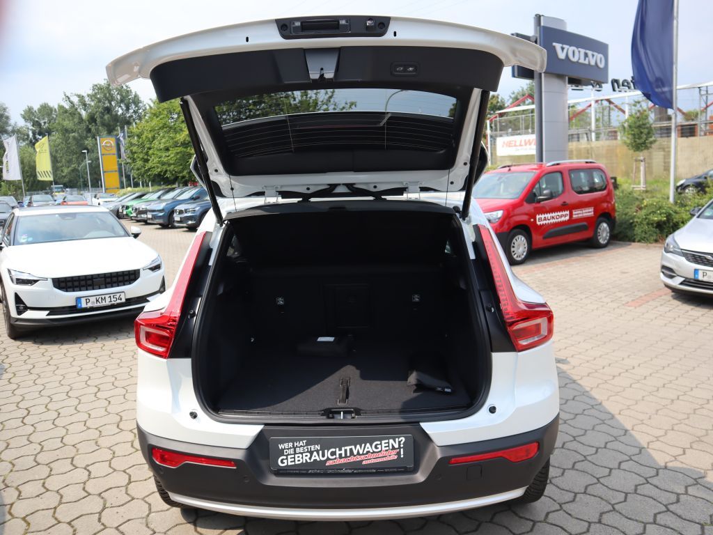 Volvo XC40 2024