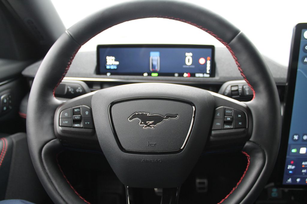 Ford Mustang Mach-E 2022