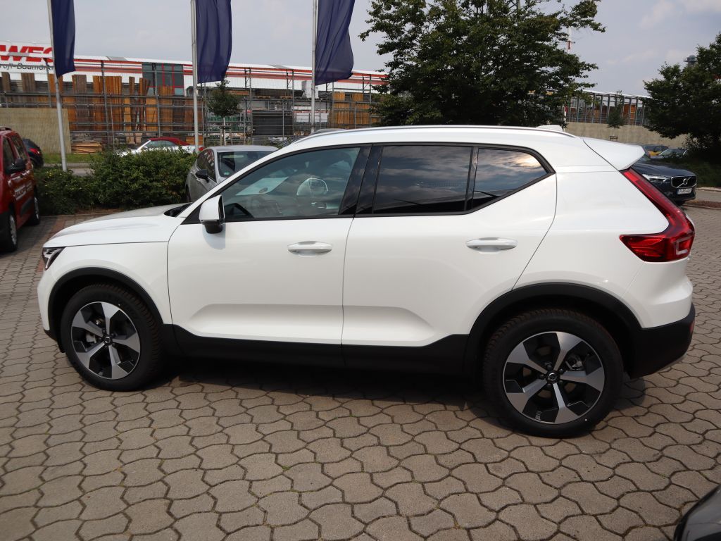 Volvo XC40 2024