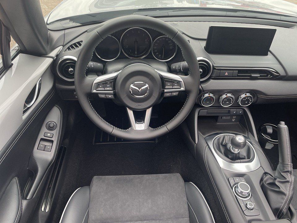 Mazda MX-5 2025