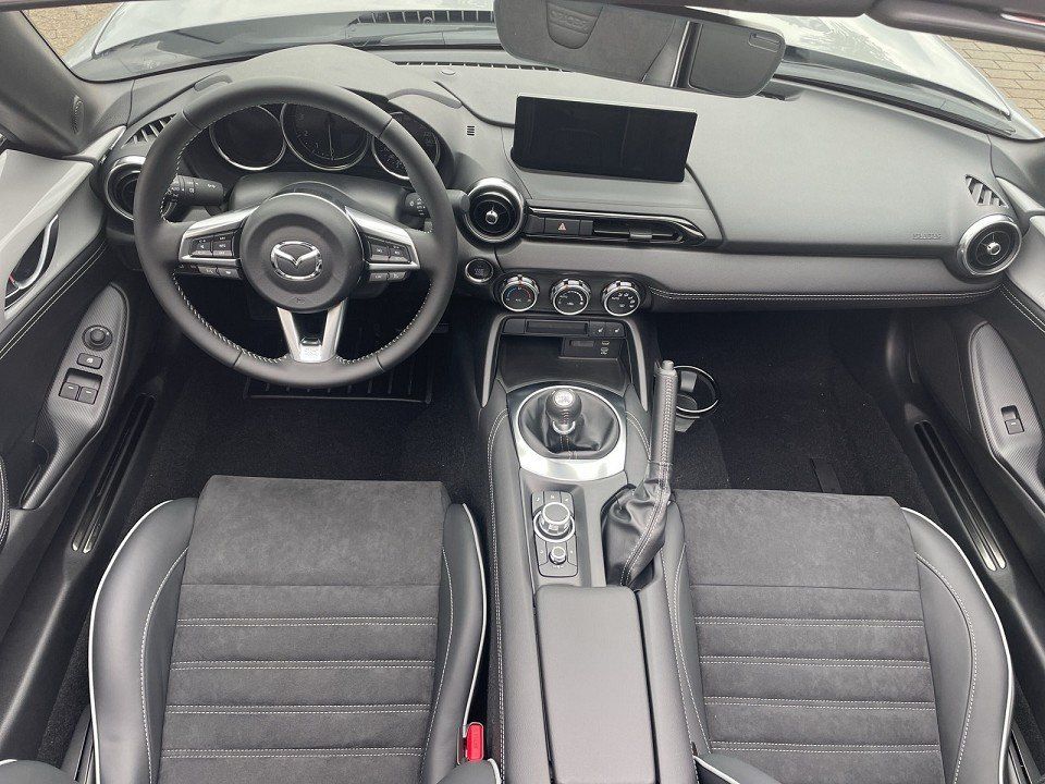 Mazda MX-5 2025