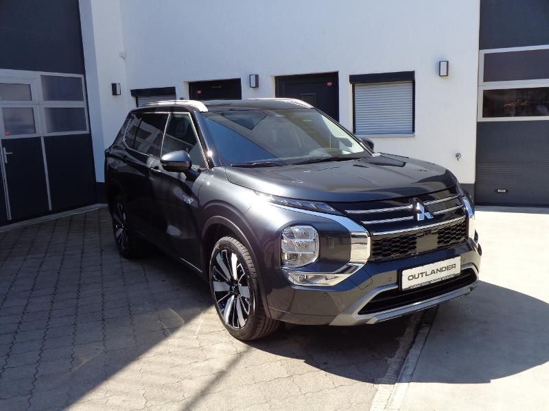 Mitsubishi Outlander 2025