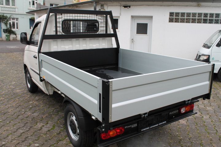 Piaggio Porter 2025